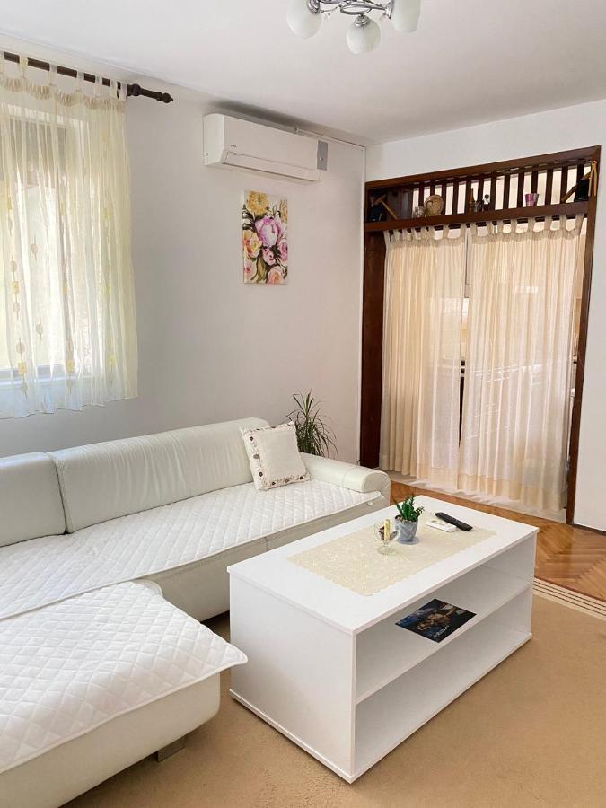 Apartment B&i